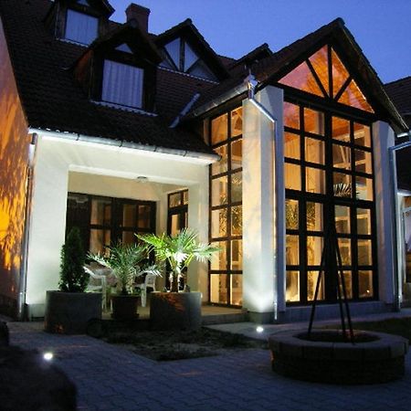 Palma Apartmanhaz Harkany Exterior photo